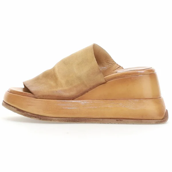 A.S.98 Sabot Rae^ Mules